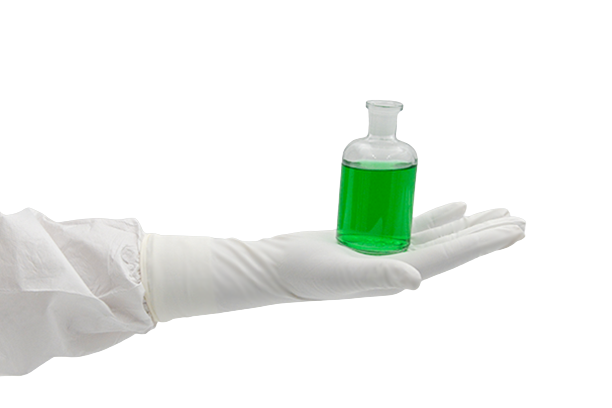 DYNOsense pureNitrile DW++ 300Weisser DYNOsense pureNitrile DW++ 300 Nitrilhandschuh mit einer Länge von 300mm und einem gefüllten Laborglas.
