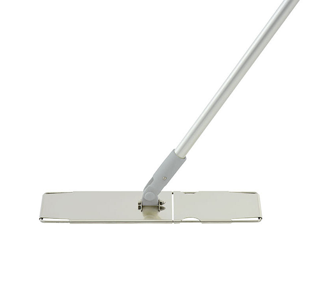 Support de balai Clino CR Acier inoxydableEin Mopphalter aus Edelstahl.