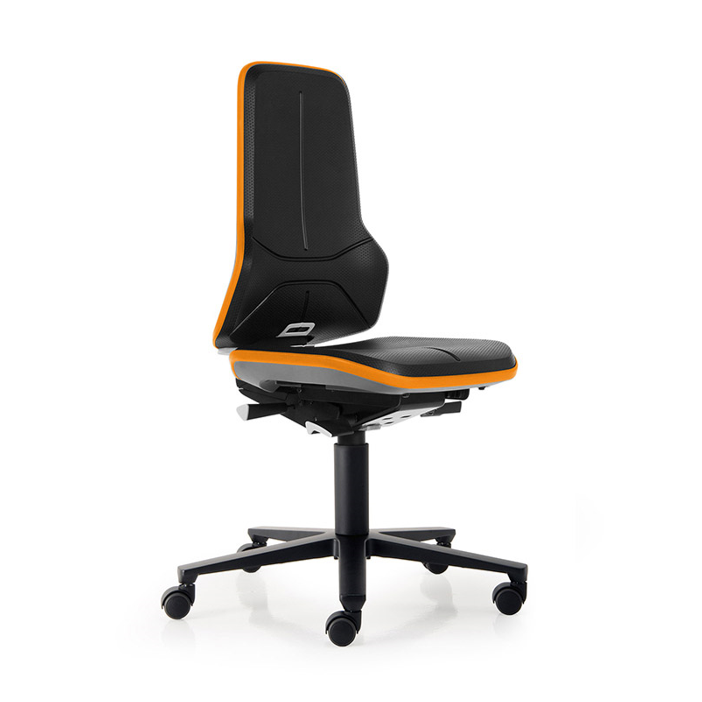 Chaise de laboratoire Neon 2 (9573)Ein schwarz-oranger Laborstuhl.