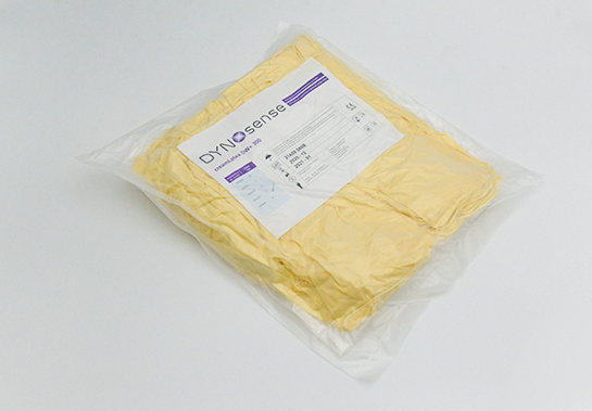 DYNOsense creamLatex DW+ 300Gelblicher Latexhandschuh verpackt in einem durchsichtigen Beutel.