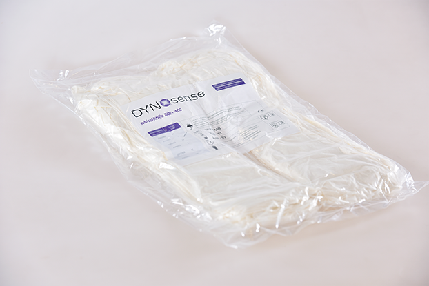 DYNOsense whiteNitrile DW+ 400Grosser weisser DYNOsense Karton gefüllt mit Handschuhen.